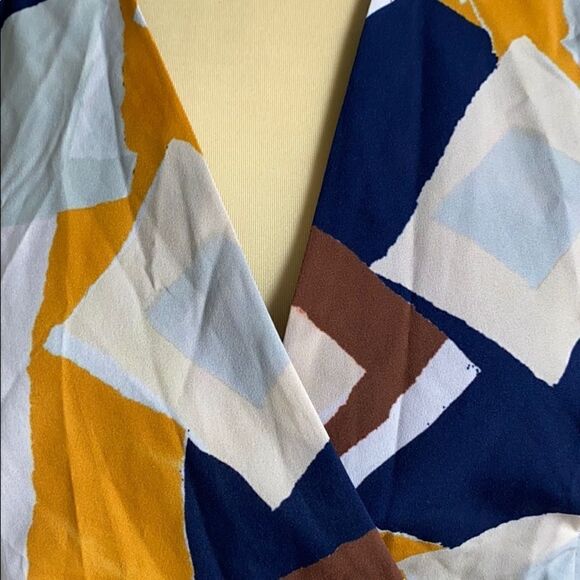 ANTHROPOLOGIE BLAISE WRAP - Picture 2 of 10